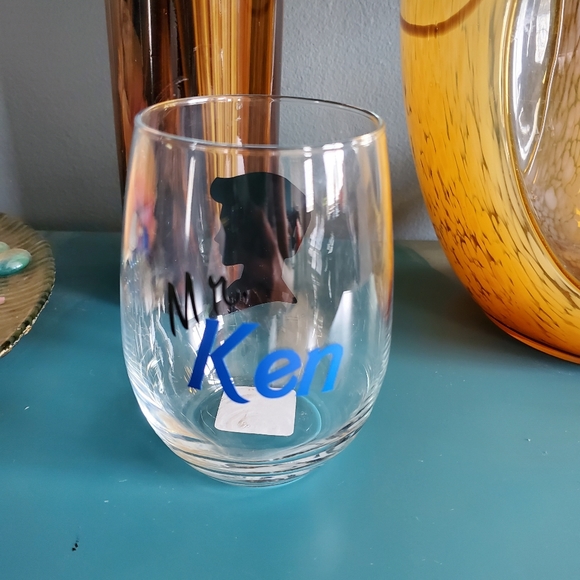 Handmade Mr. Ken wine glass - Picture 2 of 2